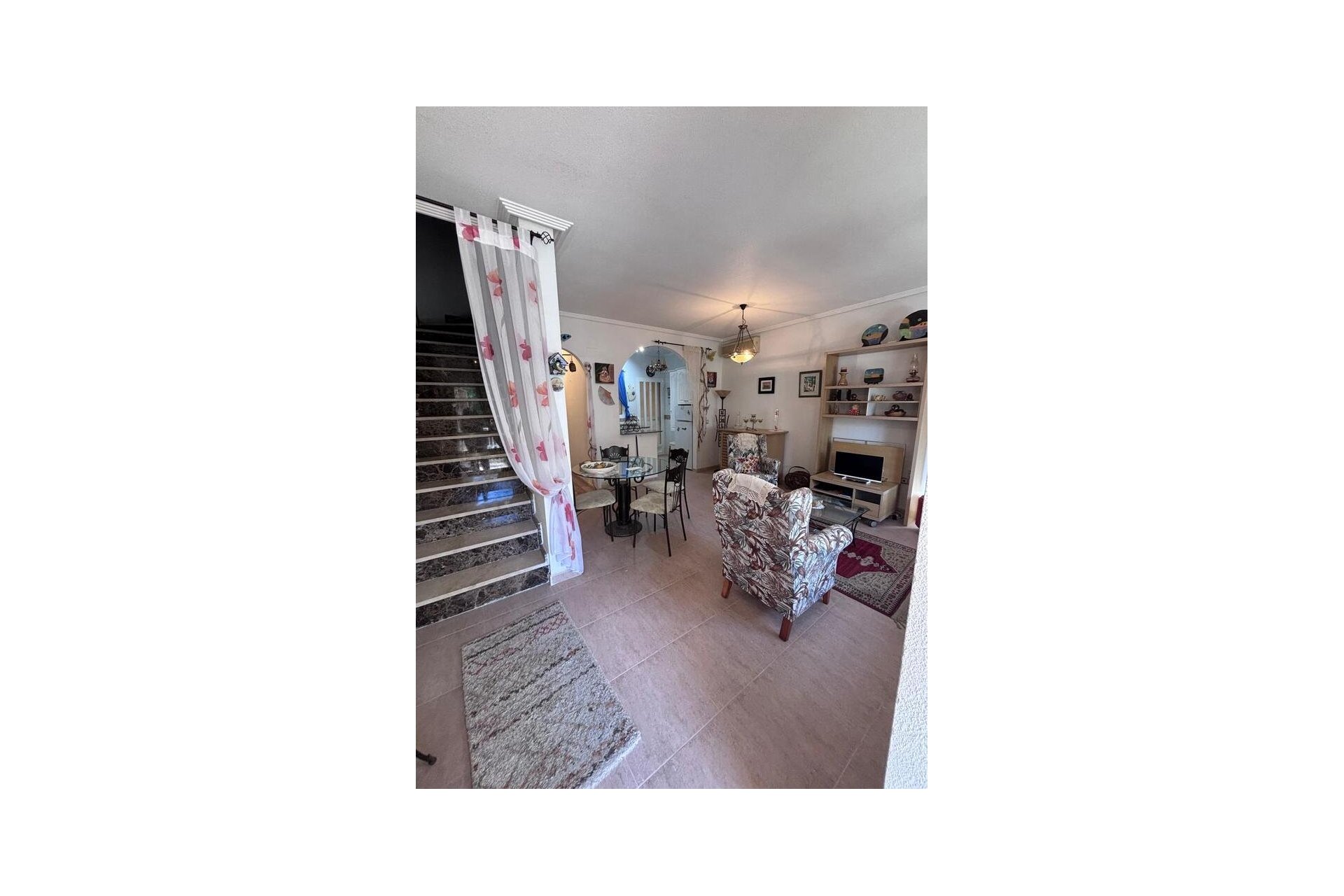 Herverkoop - Town House -
Villamartin - Costa Blanca