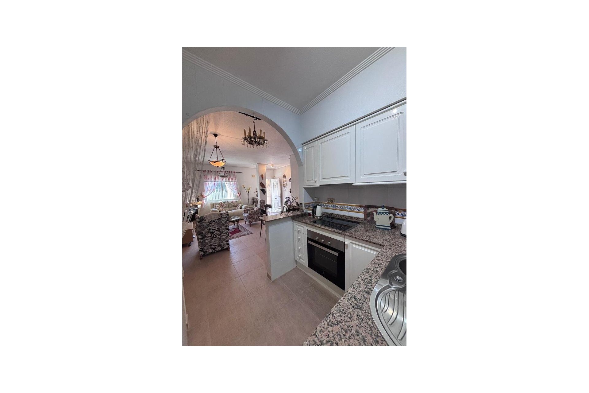 Herverkoop - Town House -
Villamartin - Costa Blanca