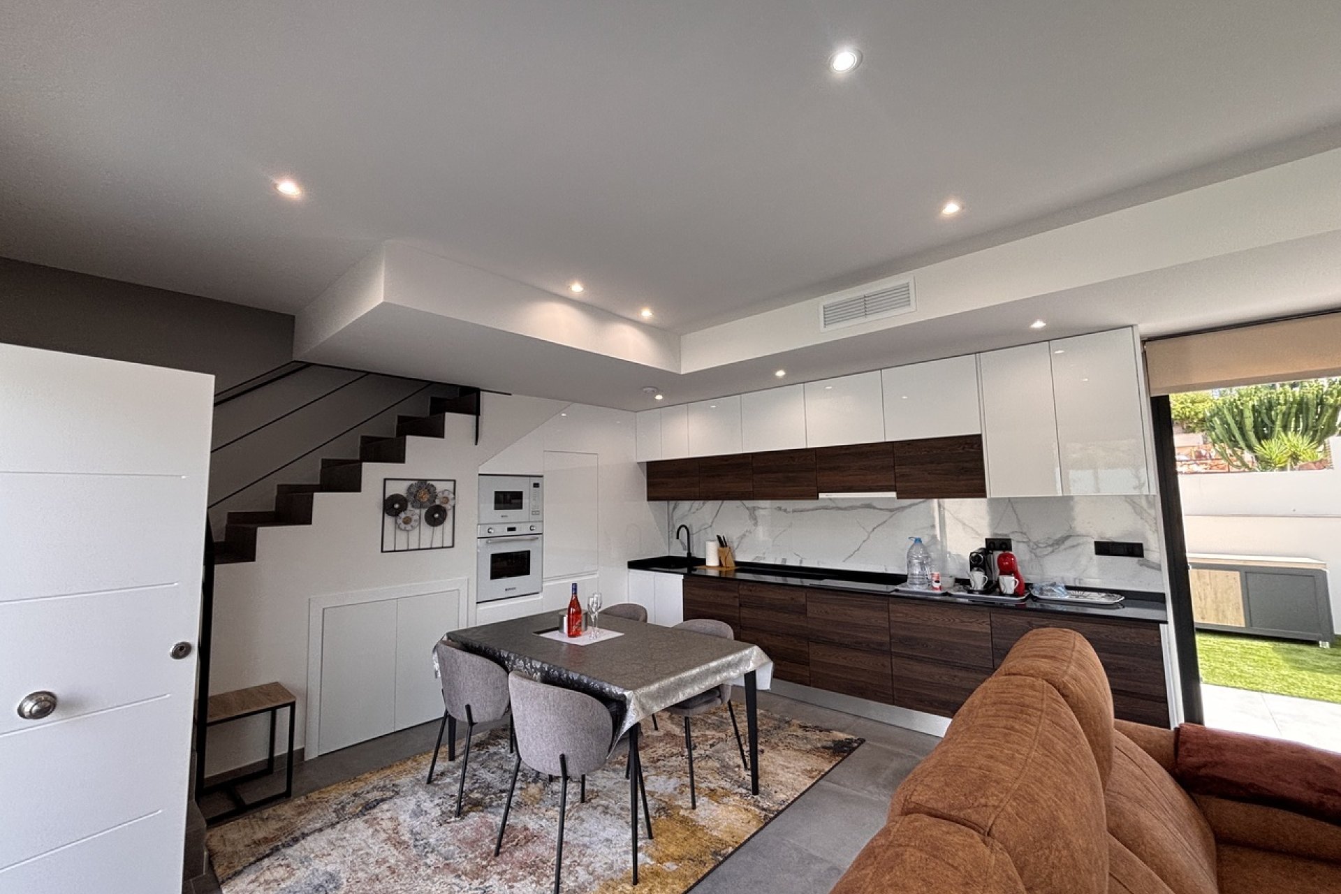 Herverkoop - Town House -
Villamartin - Costa Blanca