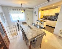 Herverkoop - Town House -
Villamartin - Costa Blanca