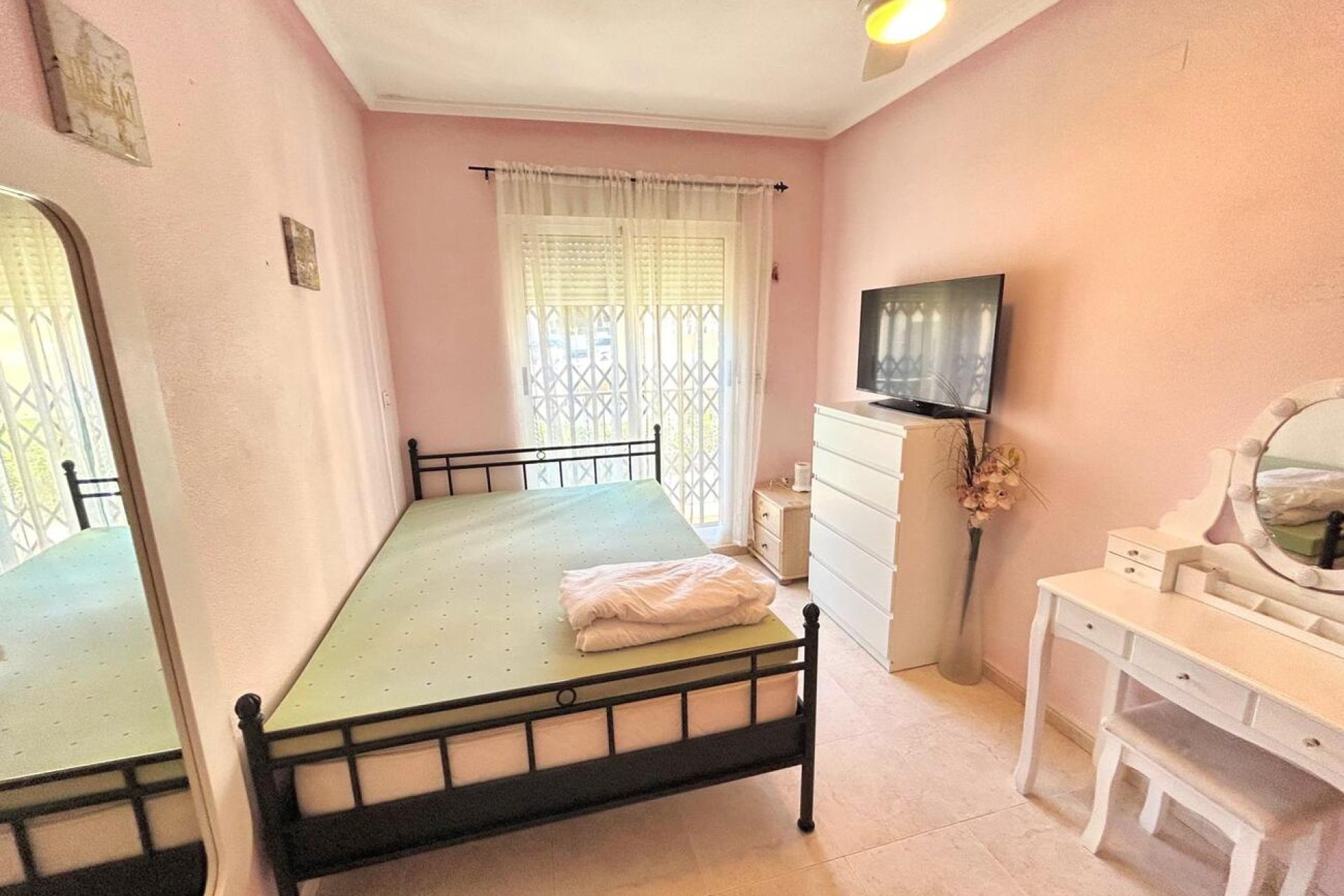 Herverkoop - Town House -
Villamartin - Costa Blanca