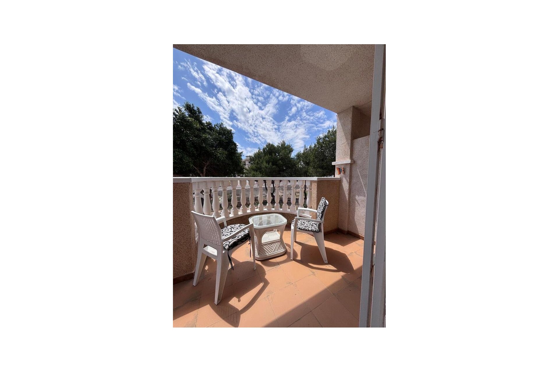 Herverkoop - Town House -
Villamartin - Costa Blanca