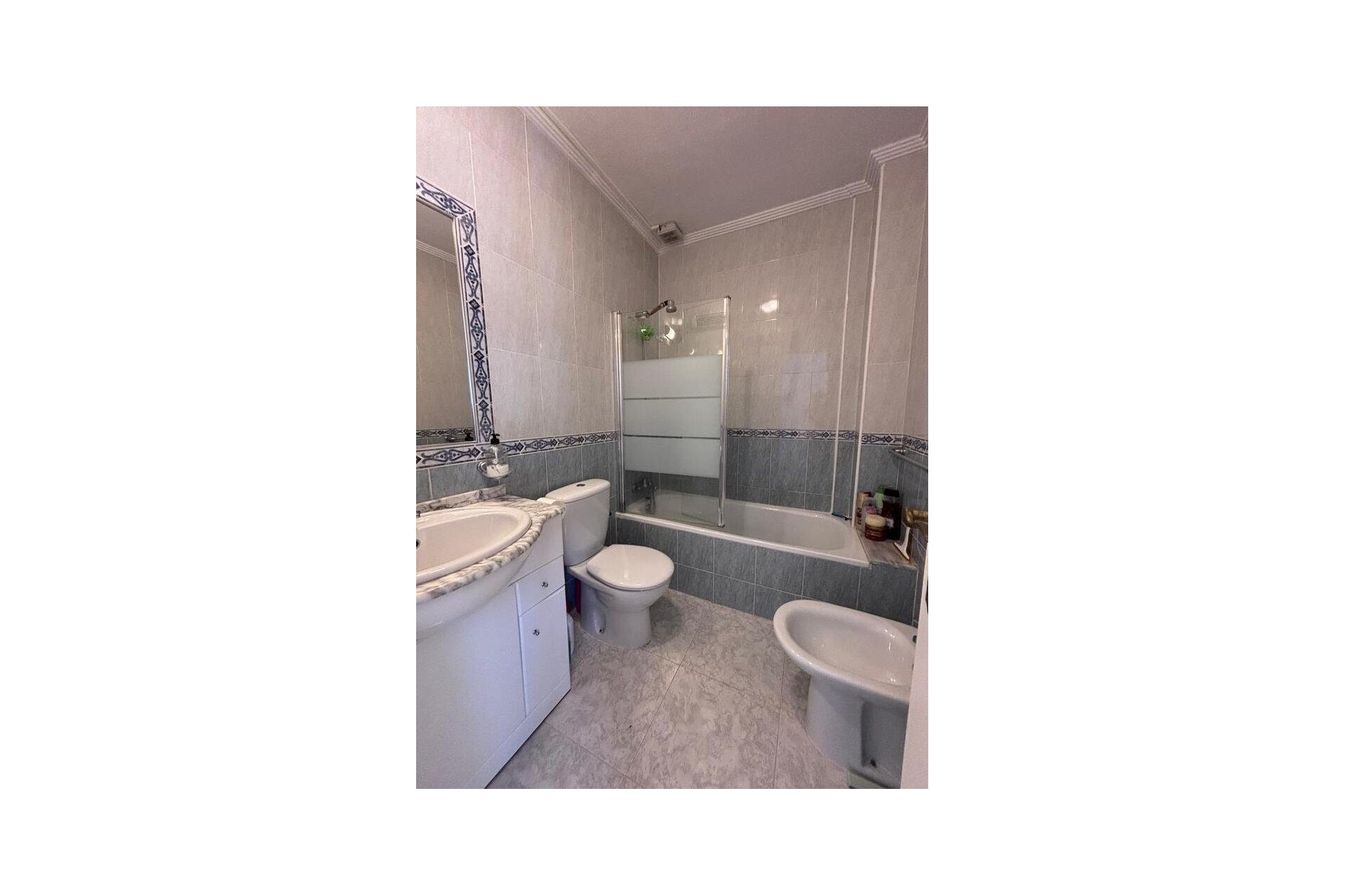 Herverkoop - Town House -
Villamartin - Costa Blanca