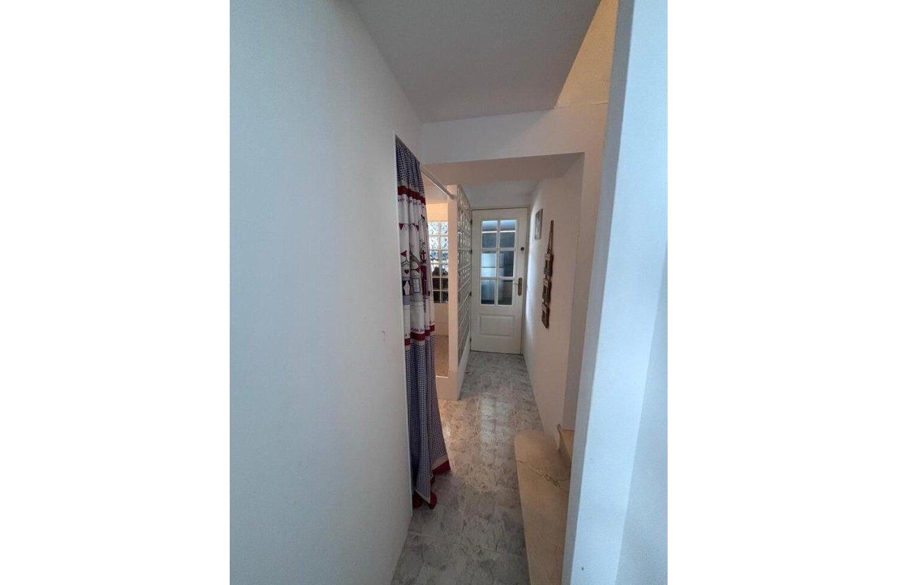 Herverkoop - Town House -
Villamartin - Costa Blanca