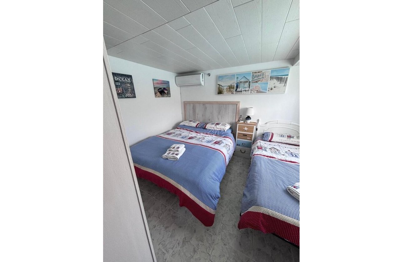 Herverkoop - Town House -
Villamartin - Costa Blanca