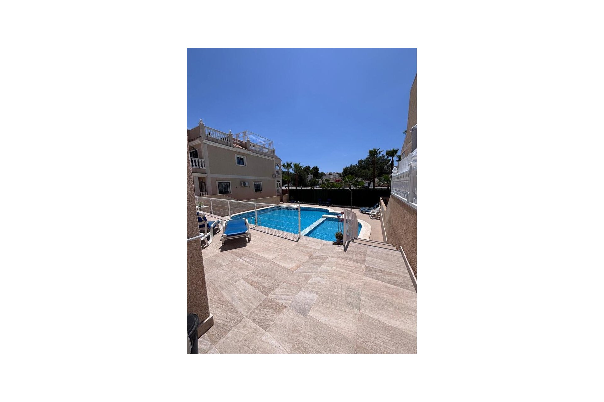 Herverkoop - Town House -
Villamartin - Costa Blanca