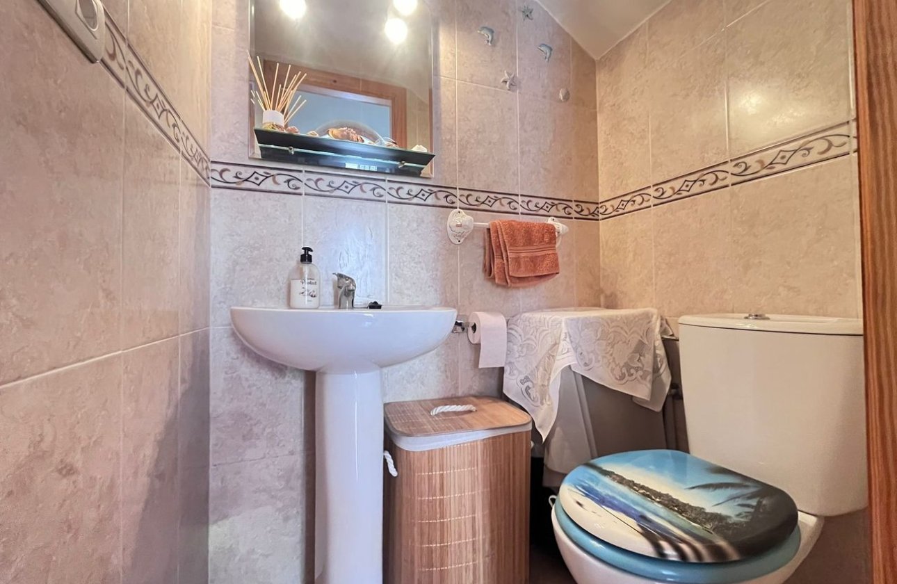 Herverkoop - Town House -
Villamartin - Costa Blanca