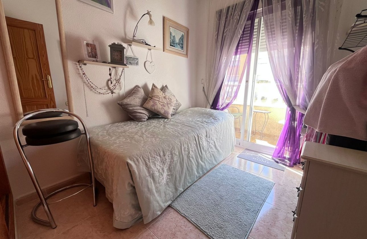 Herverkoop - Town House -
Villamartin - Costa Blanca