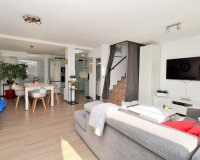 Herverkoop - Town House -
Villamartin - Costa Blanca