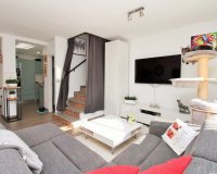 Herverkoop - Town House -
Villamartin - Costa Blanca