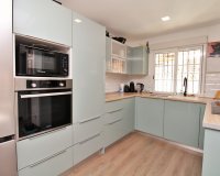 Herverkoop - Town House -
Villamartin - Costa Blanca