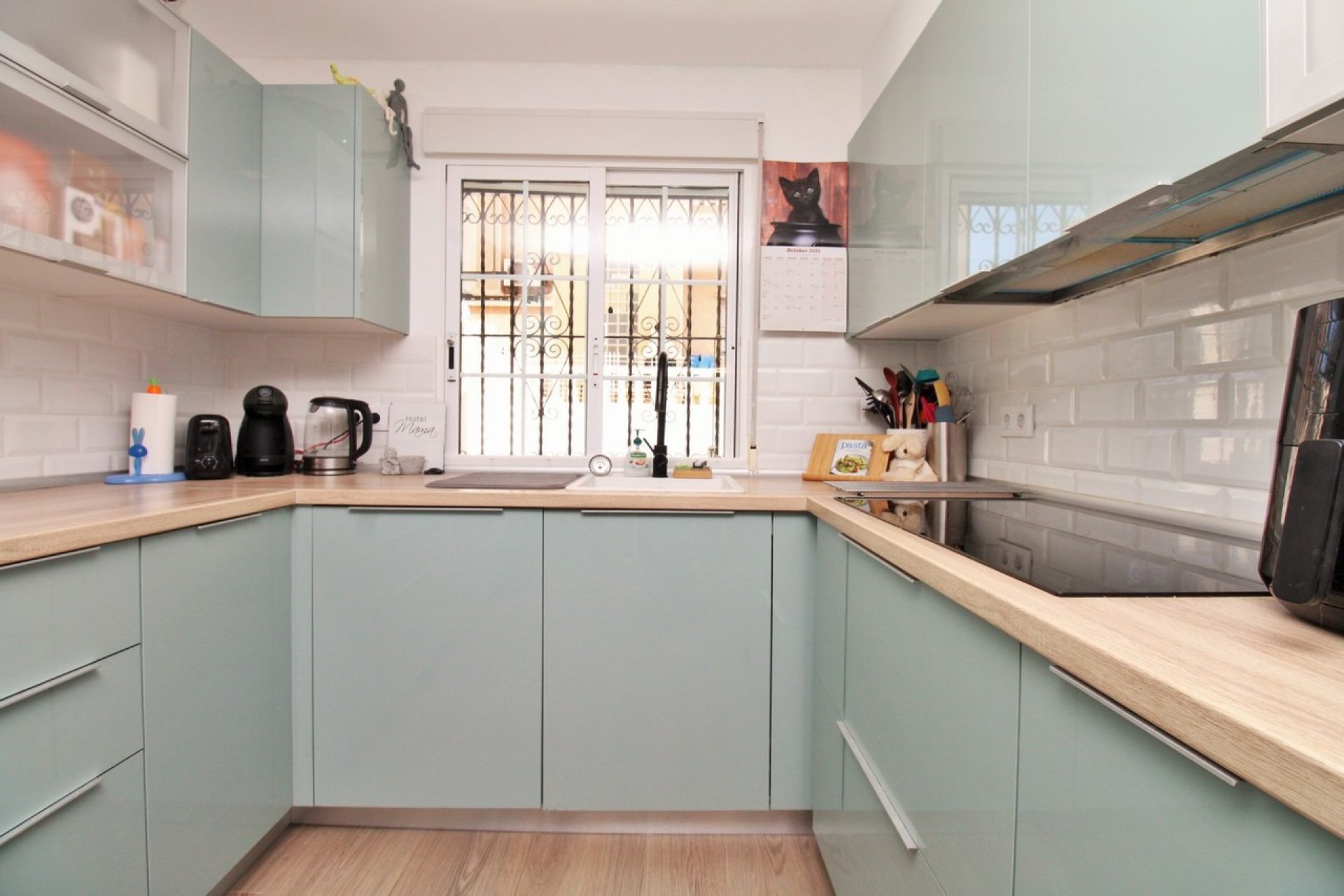Herverkoop - Town House -
Villamartin - Costa Blanca
