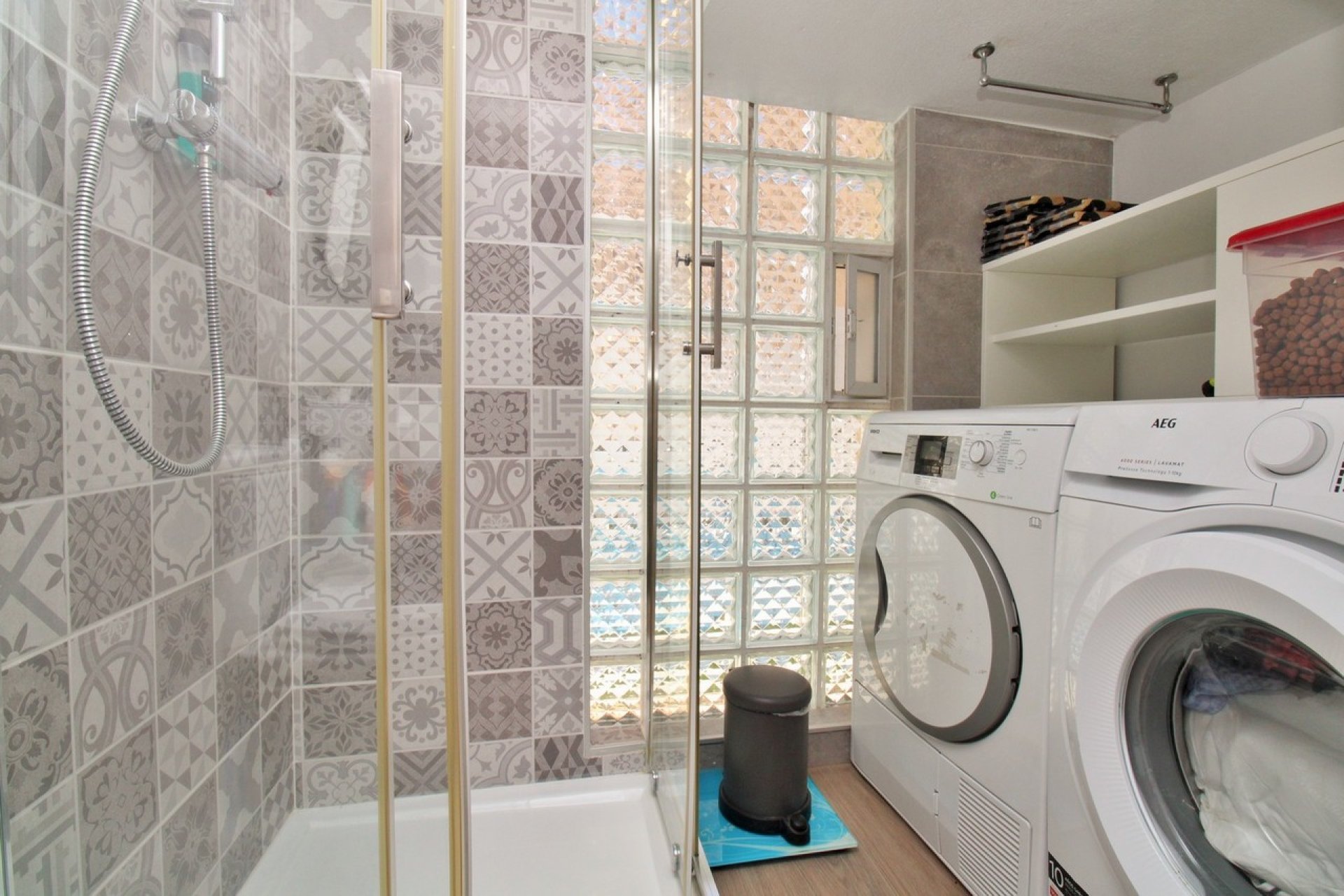 Herverkoop - Town House -
Villamartin - Costa Blanca