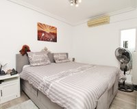 Herverkoop - Town House -
Villamartin - Costa Blanca