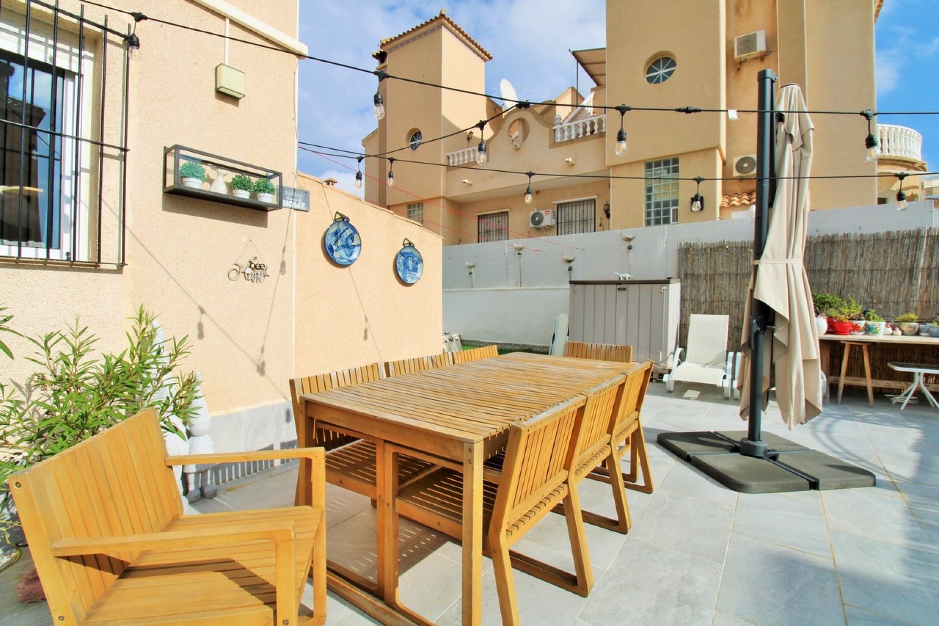 Herverkoop - Town House -
Villamartin - Costa Blanca