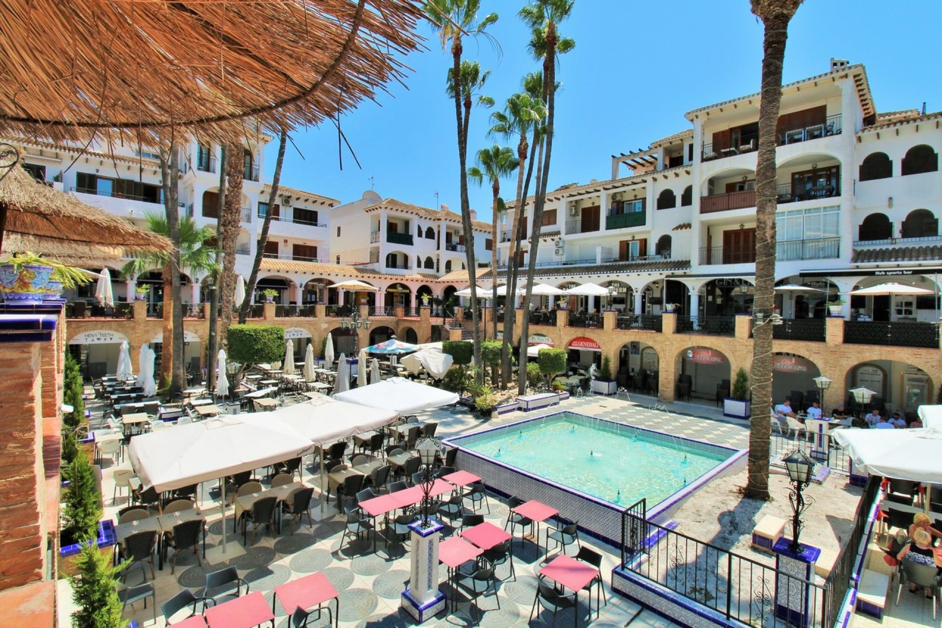 Herverkoop - Town House -
Villamartin - Costa Blanca