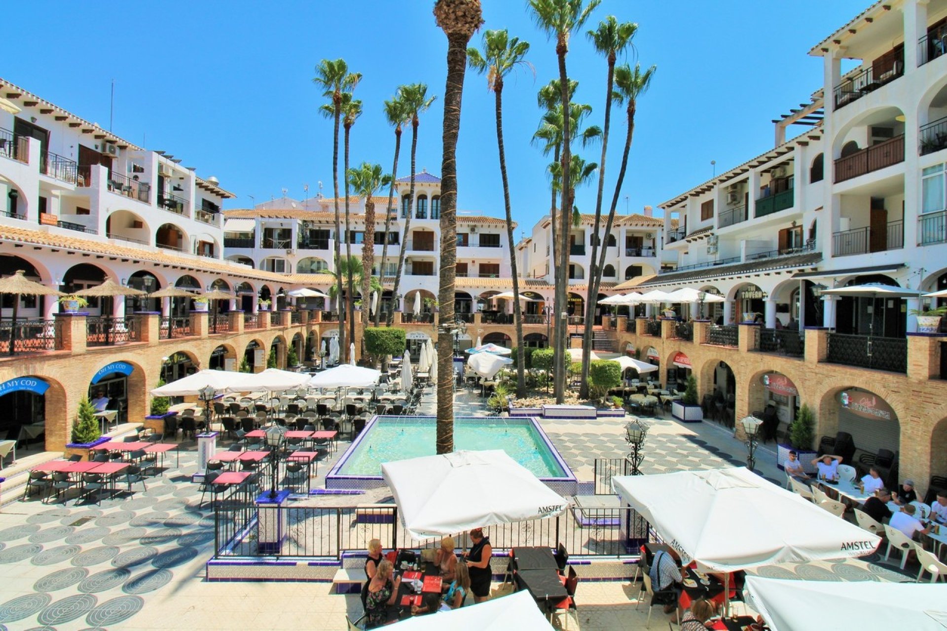 Herverkoop - Town House -
Villamartin - Costa Blanca