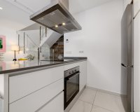 Herverkoop - Town House -
Villamartin - Costa Blanca