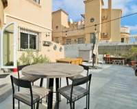 Herverkoop - Town House -
Villamartin - Costa Blanca