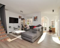 Herverkoop - Town House -
Villamartin - Costa Blanca
