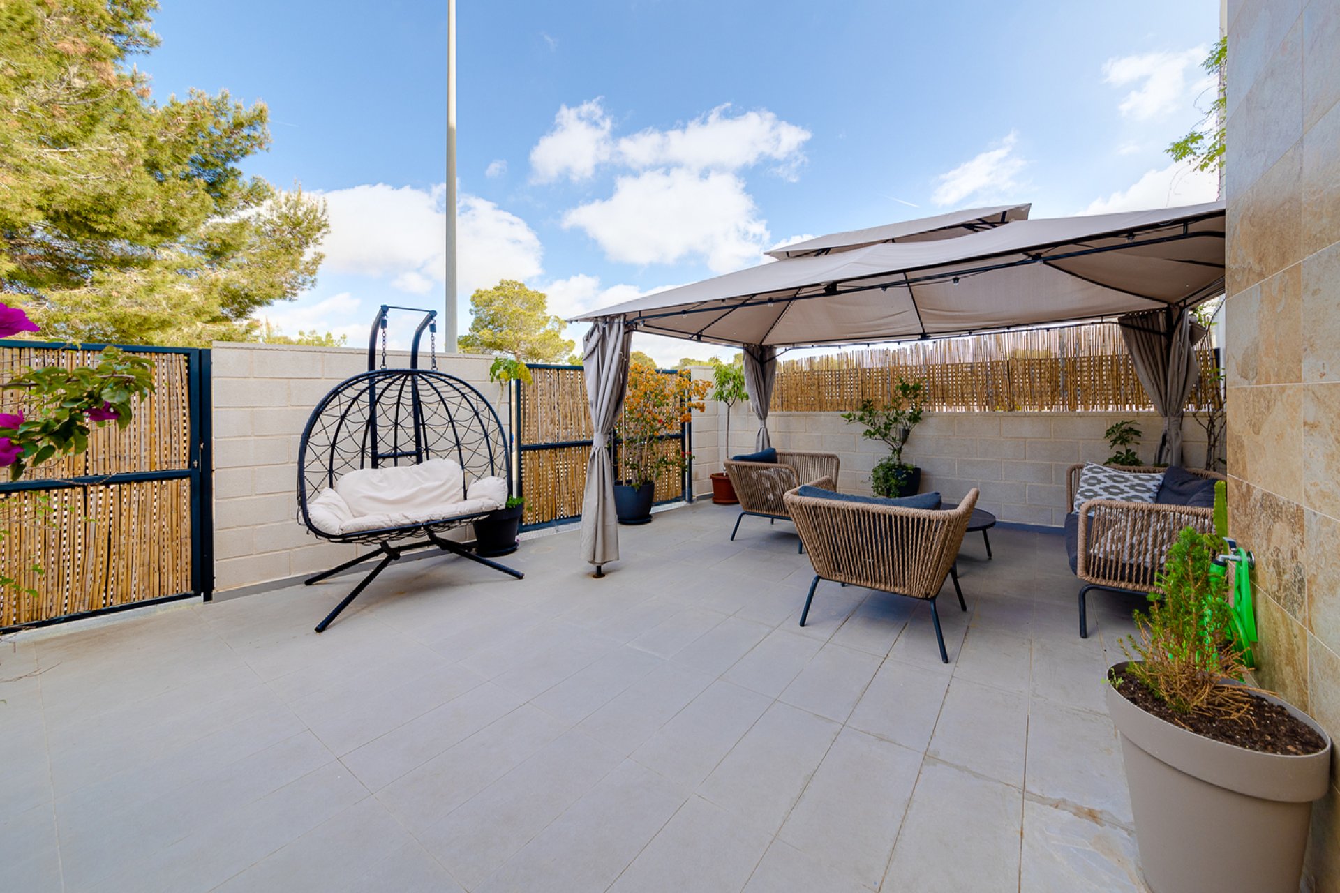 Herverkoop - Town House -
Villamartin - Costa Blanca