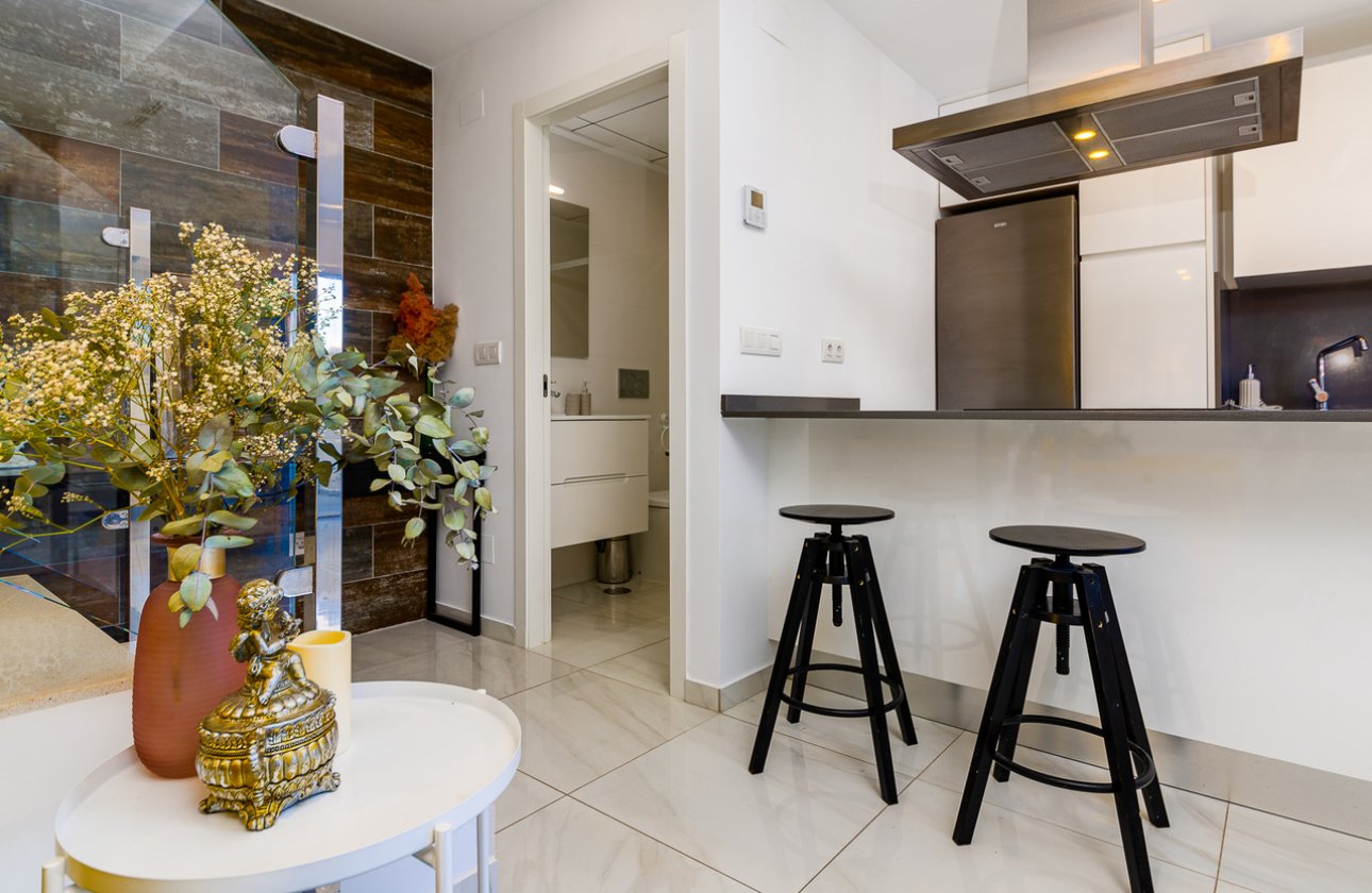 Herverkoop - Town House -
Villamartin - Costa Blanca
