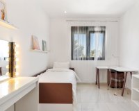 Herverkoop - Town House -
Villamartin - Costa Blanca