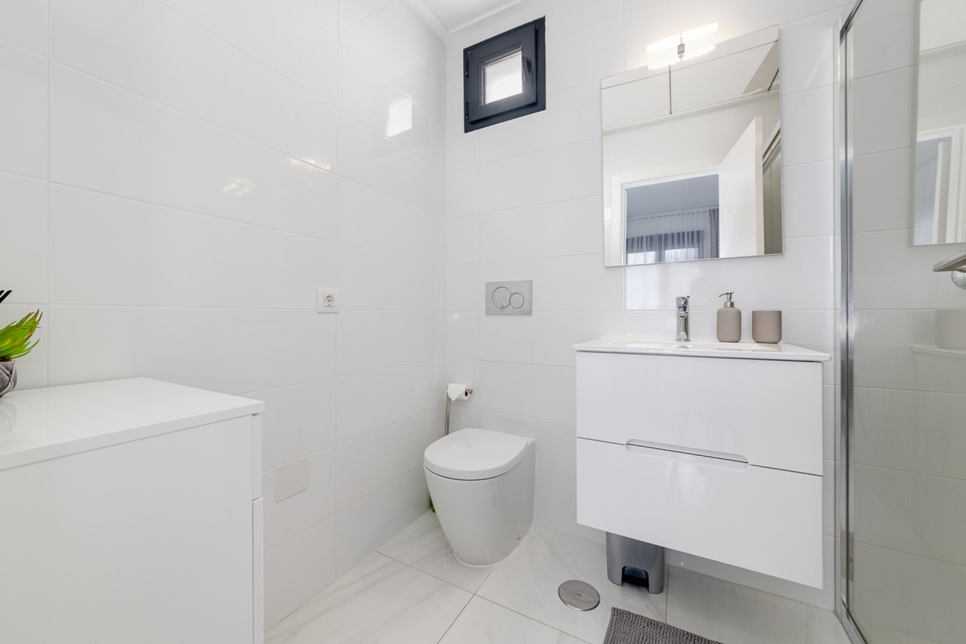 Herverkoop - Town House -
Villamartin - Costa Blanca