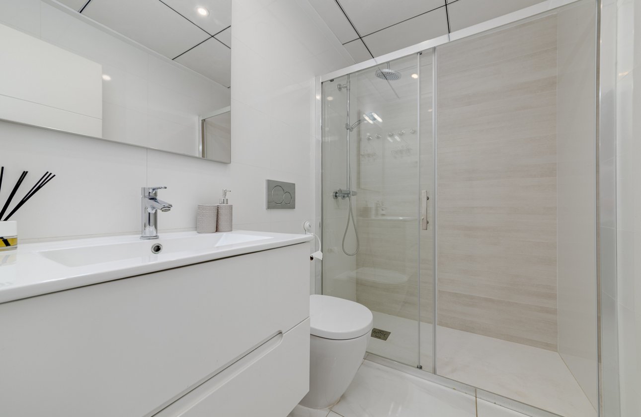 Herverkoop - Town House -
Villamartin - Costa Blanca