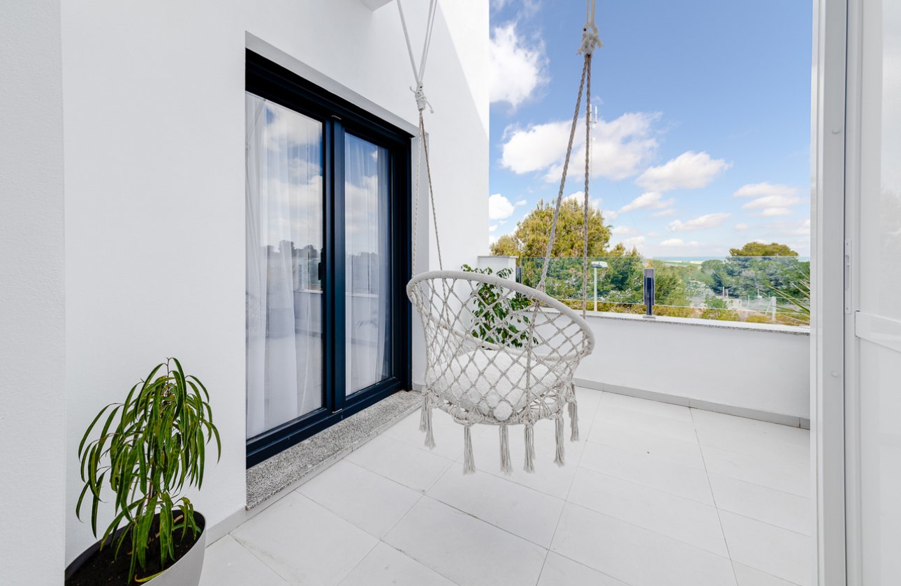 Herverkoop - Town House -
Villamartin - Costa Blanca