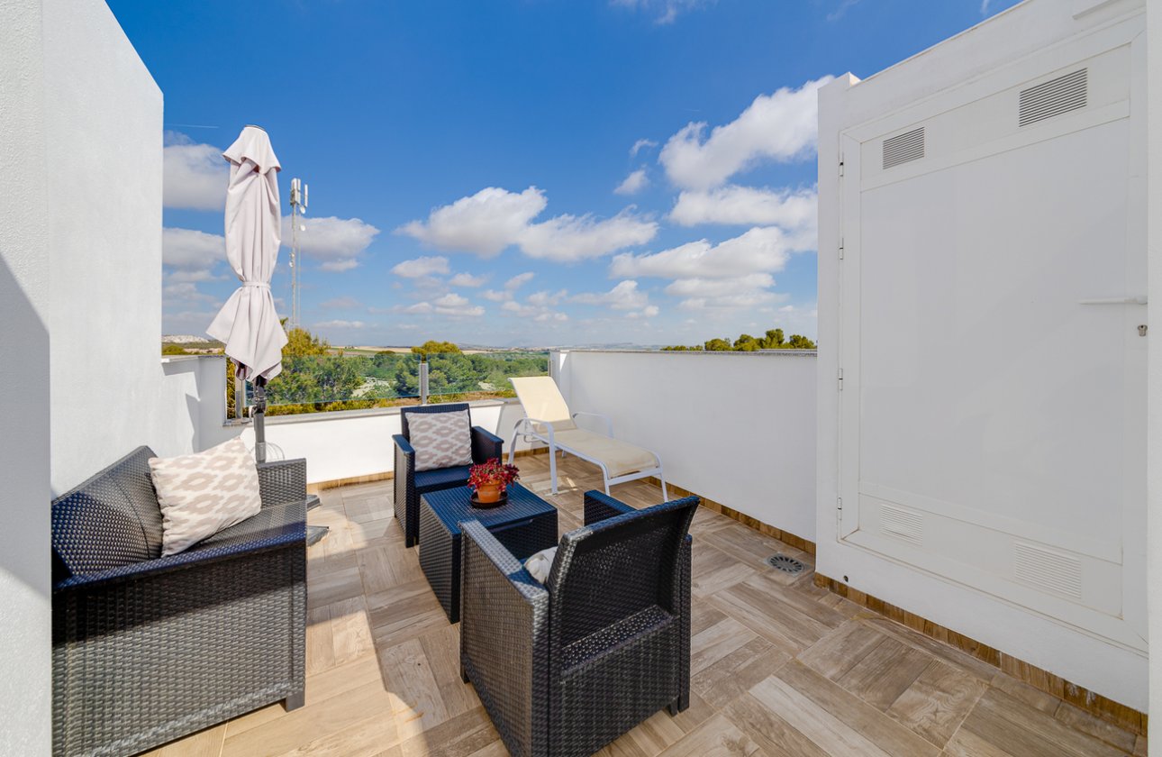Herverkoop - Town House -
Villamartin - Costa Blanca