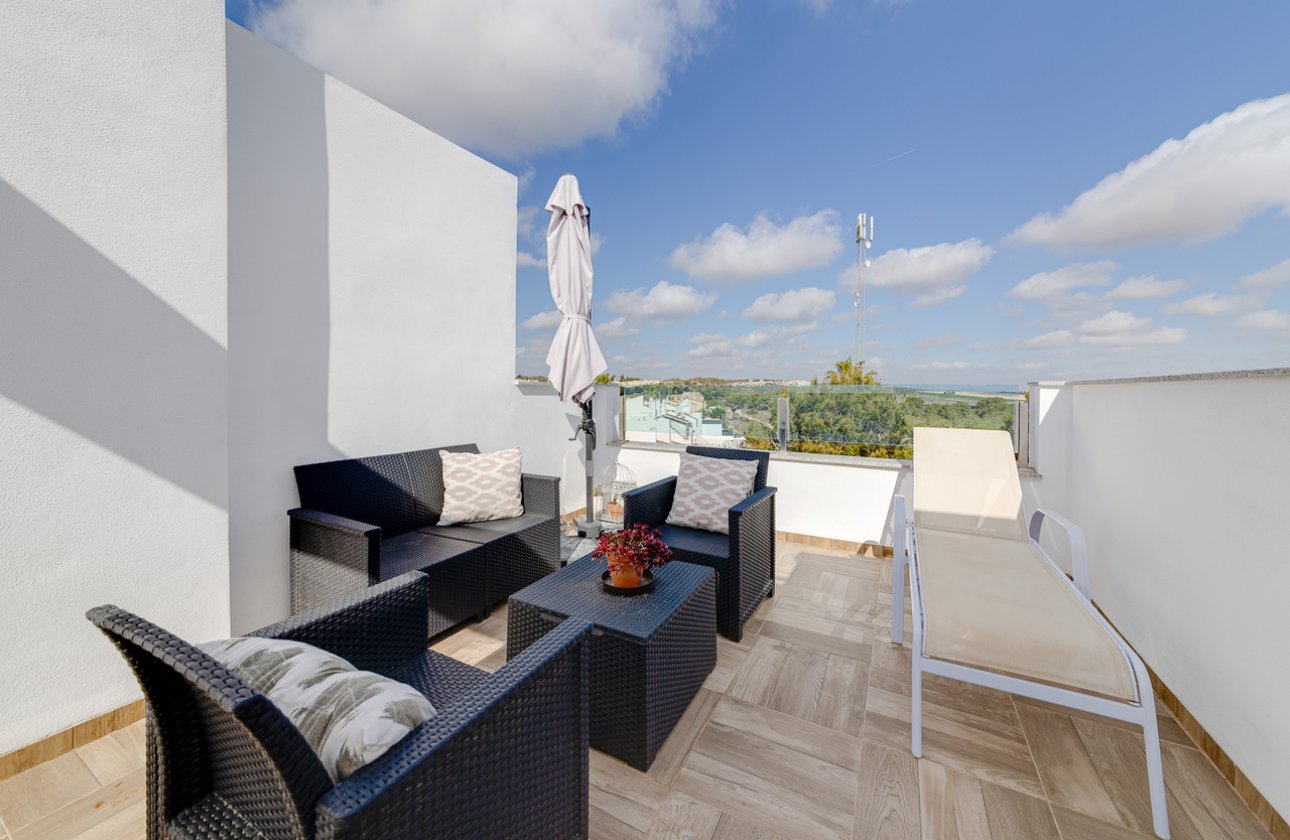 Herverkoop - Town House -
Villamartin - Costa Blanca