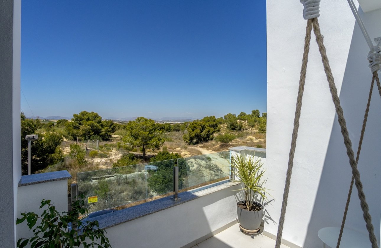 Herverkoop - Town House -
Villamartin - Costa Blanca