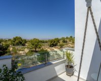Herverkoop - Town House -
Villamartin - Costa Blanca