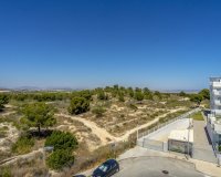 Herverkoop - Town House -
Villamartin - Costa Blanca