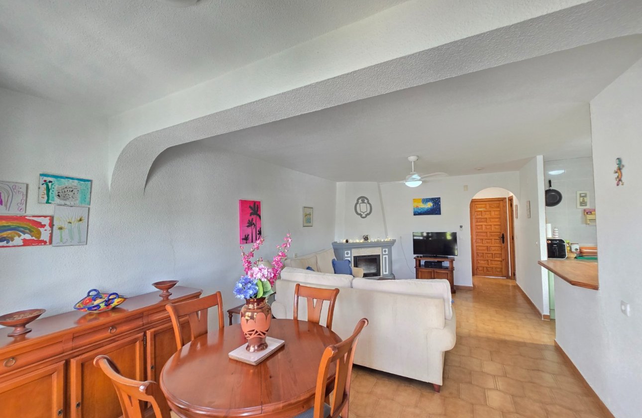 Herverkoop - Town House -
Villamartin - Costa Blanca