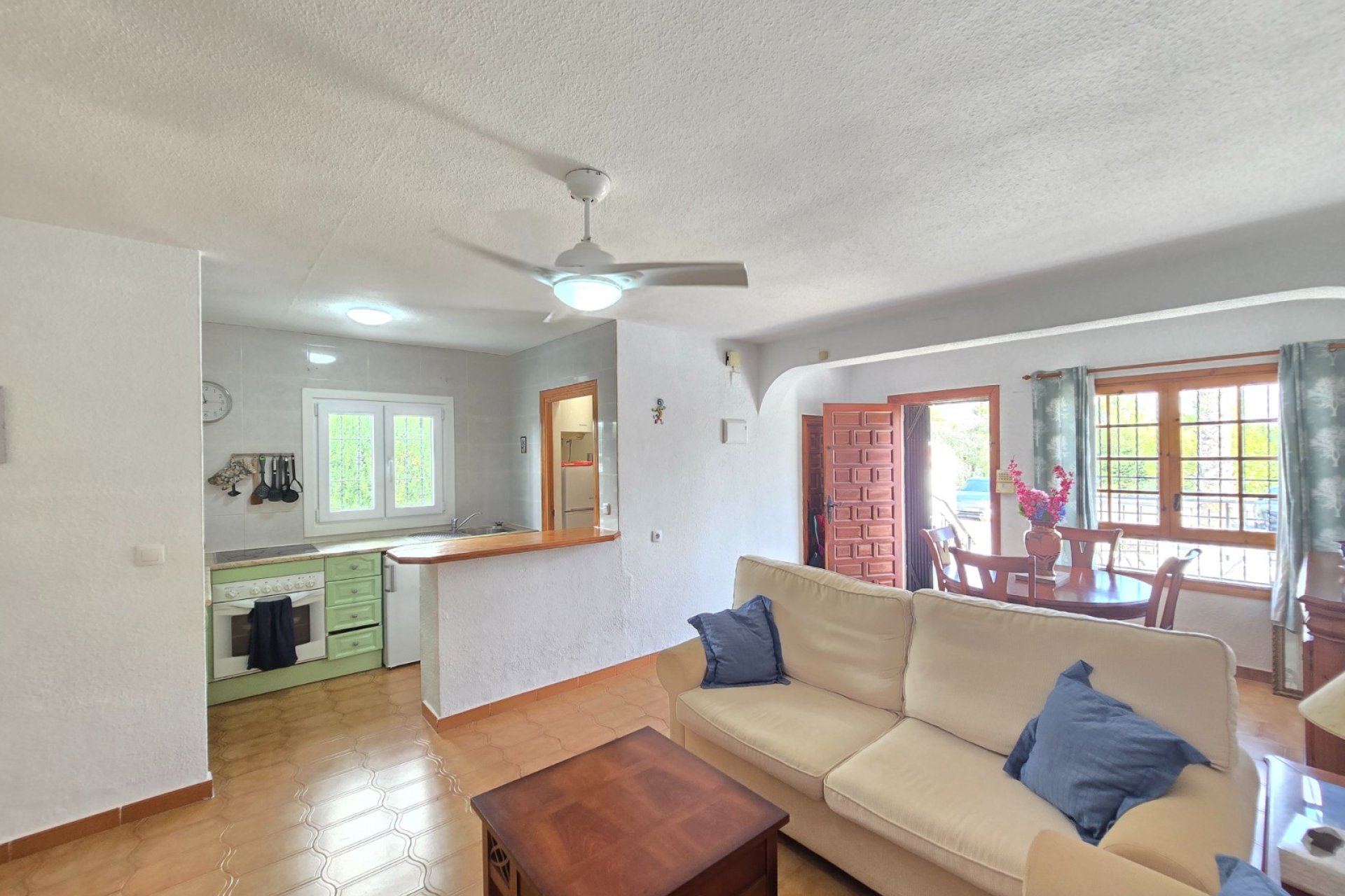 Herverkoop - Town House -
Villamartin - Costa Blanca