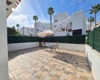 Herverkoop - Town House -
Villamartin - Costa Blanca