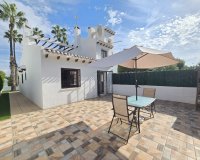 Herverkoop - Town House -
Villamartin - Costa Blanca