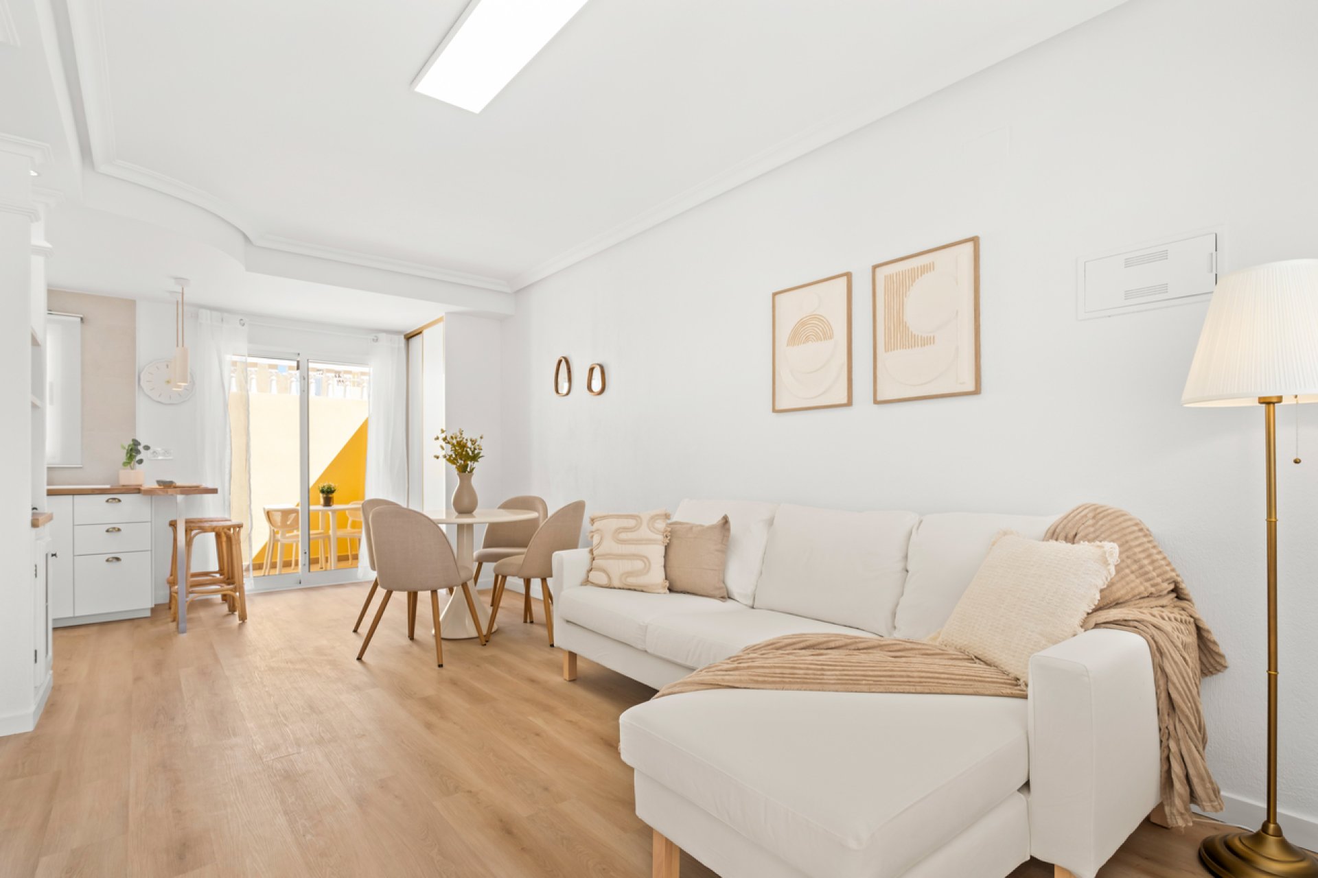 Herverkoop - Town House -
Villamartin - Costa Blanca