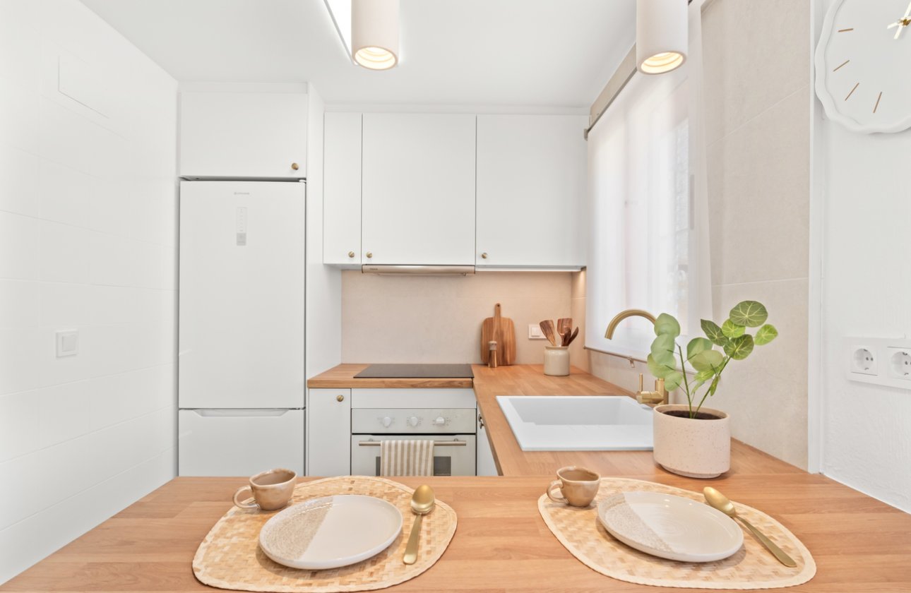 Herverkoop - Town House -
Villamartin - Costa Blanca