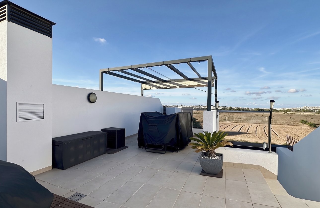 Herverkoop - Town House -
Villamartin - Costa Blanca