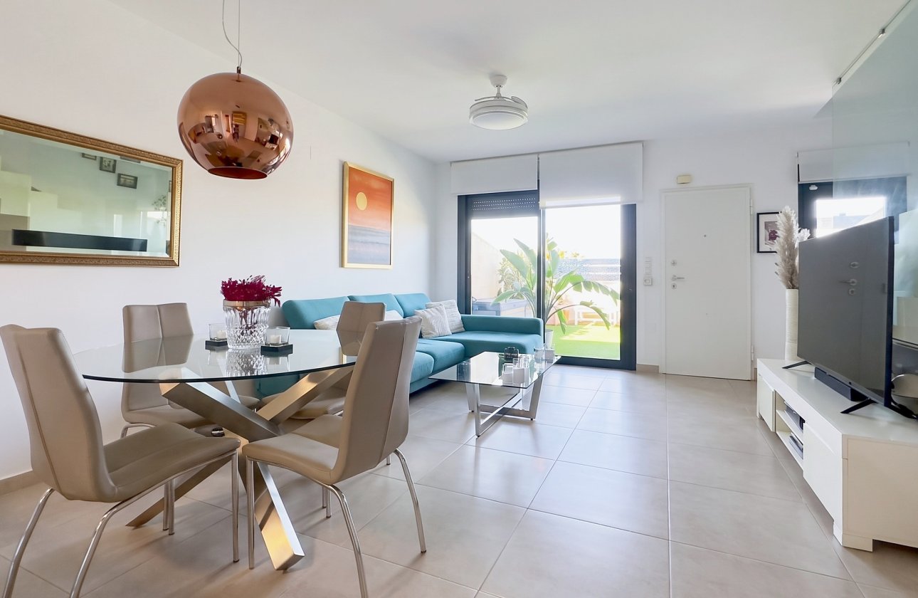 Herverkoop - Town House -
Villamartin - Costa Blanca