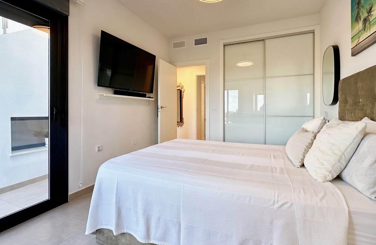 Herverkoop - Town House -
Villamartin - Costa Blanca