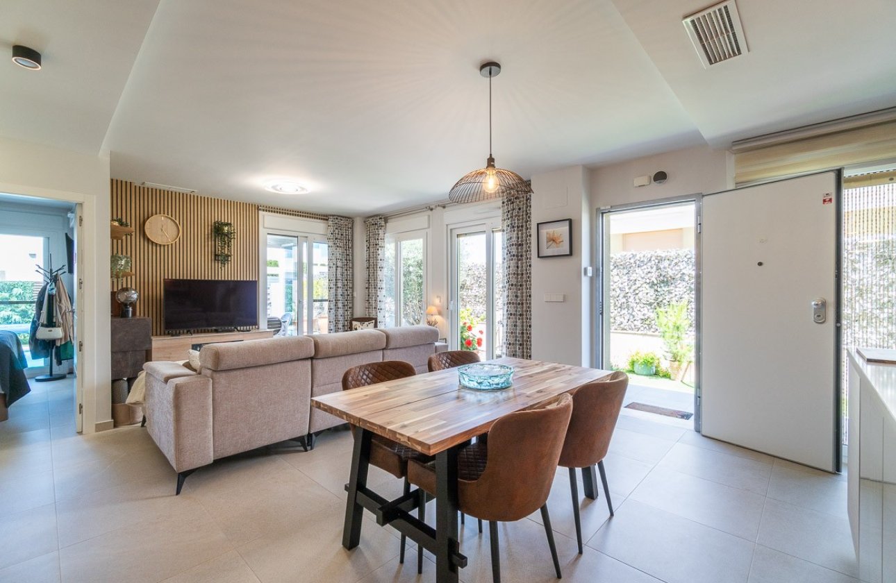 Herverkoop - Town House -
Vistabella Golf Entre Naranjos - Inland