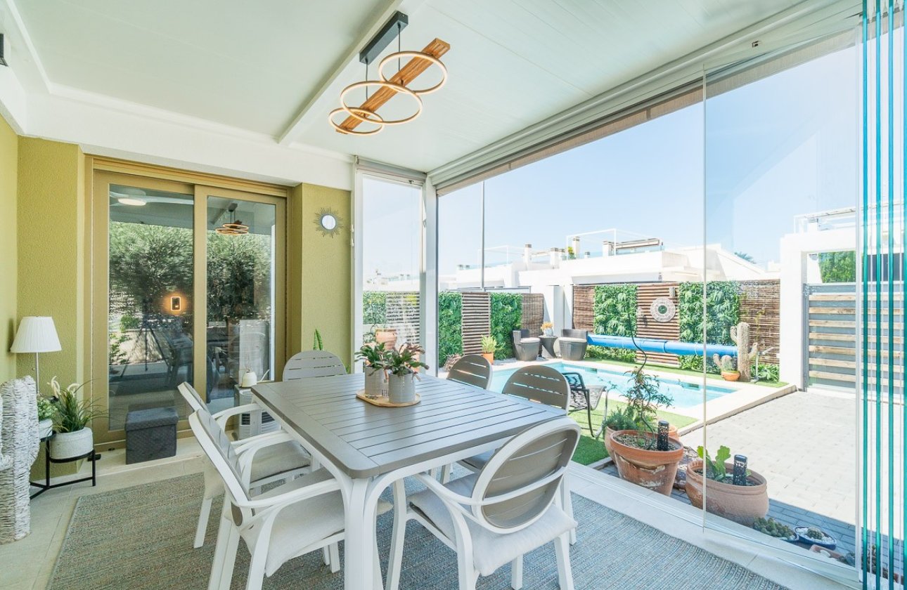 Herverkoop - Town House -
Vistabella Golf Entre Naranjos - Inland