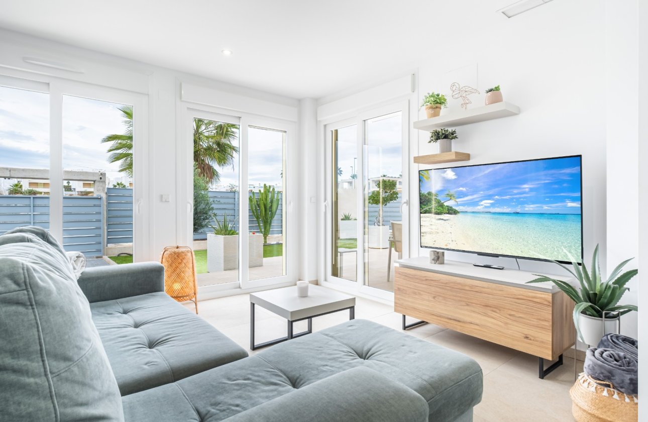 Herverkoop - Townhouse -
Orihuela - Vistabella