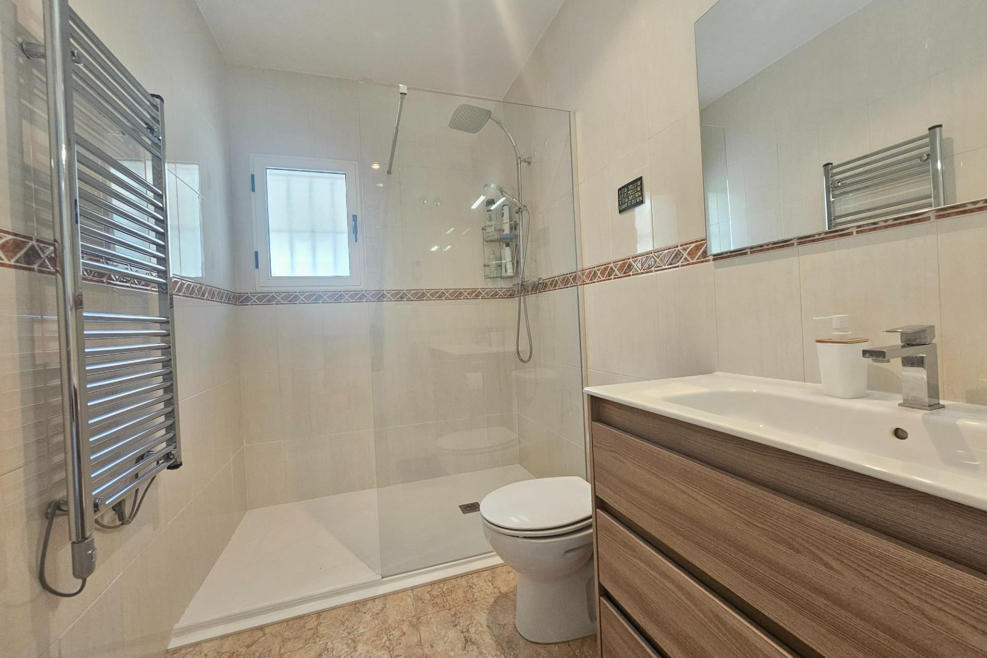 Herverkoop - Villa -
Benijofar - Benimar 3