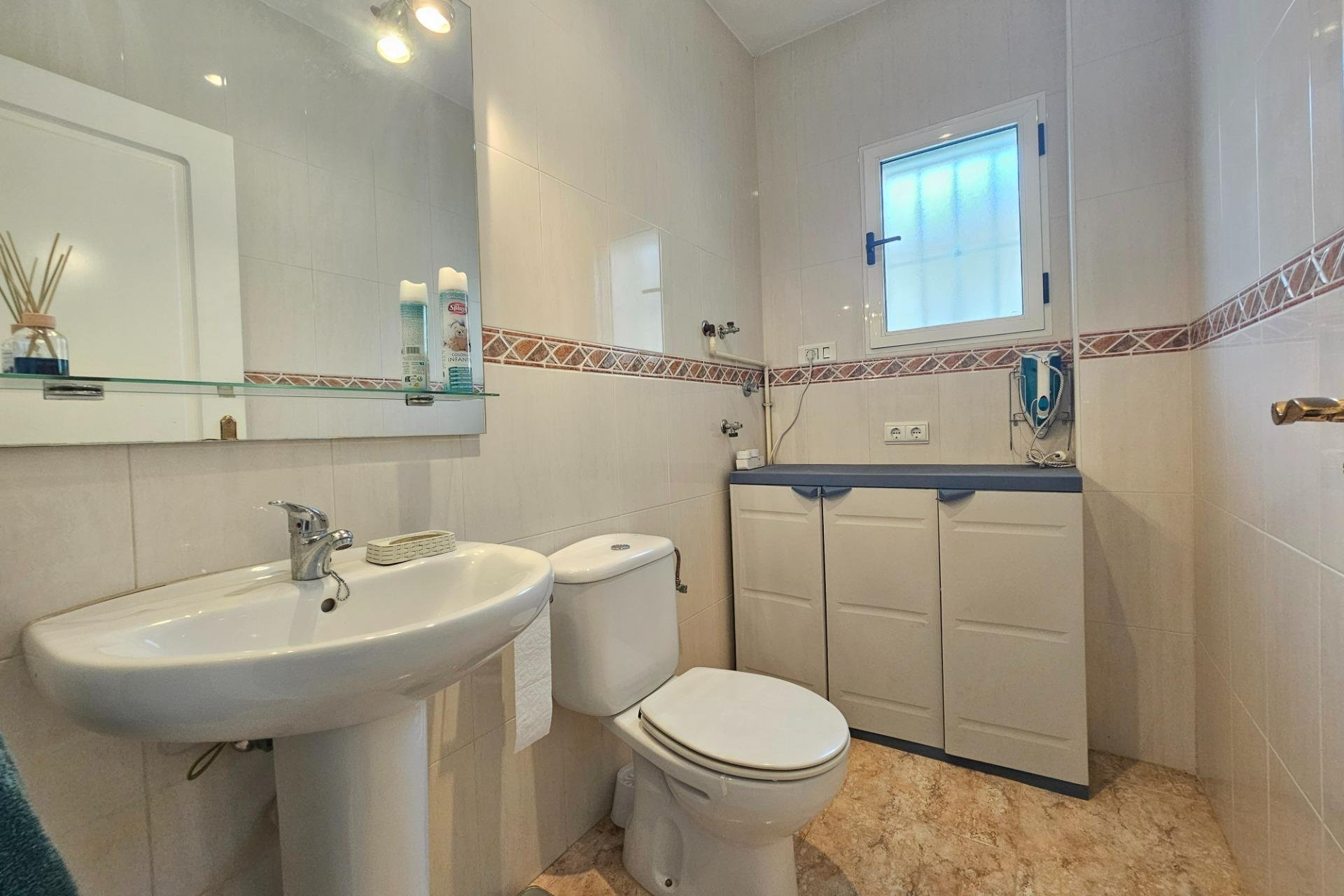 Herverkoop - Villa -
Benijofar - Benimar 3