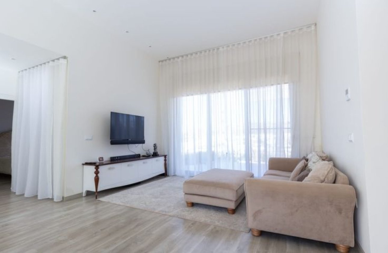 Herverkoop - Villa -
Benijofar - Costa Blanca